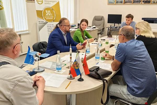 Второе заседание председателей комитетов с членами актива по генерации идей