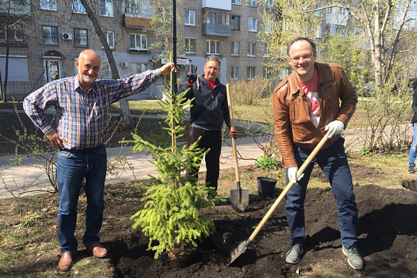 Традиционная посадка аллеи Клуба Директоров 