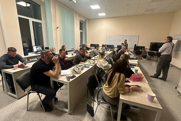 Практическое занятие в ВШМБ: погружение в стратегический анализ — как это было!